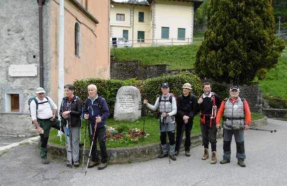 10 maggio 2017 il GEM di Roncadelle in visita a Garda e Zazza